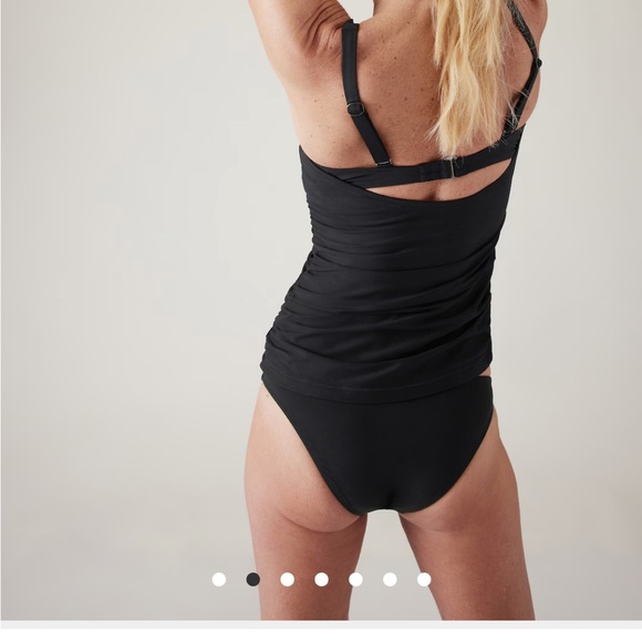 Athleta square neck bra cup tankini top. - Picture 2 of 5